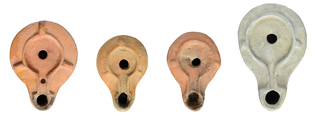 Lampen mit stark verschliffenen Formen wurden bis ins 3. Jahrhundert n. Chr. in den Provinzen hergestellt. 